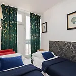 Unit By Metro Rondo Onz Short Rent Idealne Na W Warszawie Διαμέρισμα *