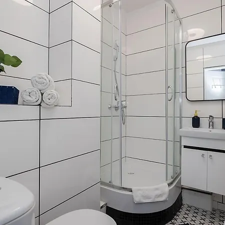 Апартаменты Unit By Metro Rondo Onz Short Rent Idealne Na W Warszawie Варшава