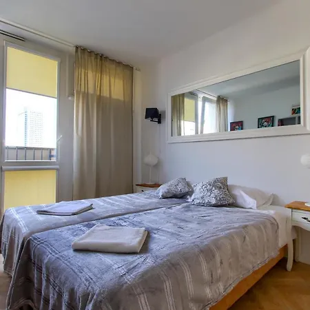 Unit By Metro Rondo Onz Short Rent Idealne Na W Warszawie * Warsaw