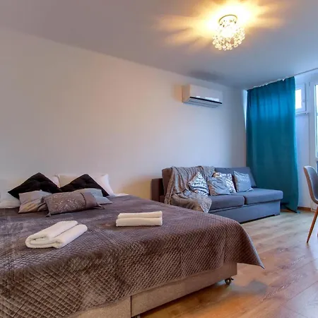 Unit By Metro Rondo Onz Short Rent Idealne Na W Warszawie Apartment Warsaw
