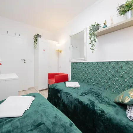 Unit By Metro Rondo Onz Short Rent Idealne Na W Warszawie