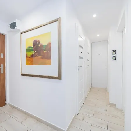 Unit By Metro Rondo Onz Short Rent Idealne Na W Warszawie Appartement Warschau