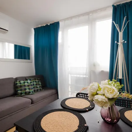 Unit By Metro Rondo Onz Short Rent Idealne Na W Warszawie * 华沙