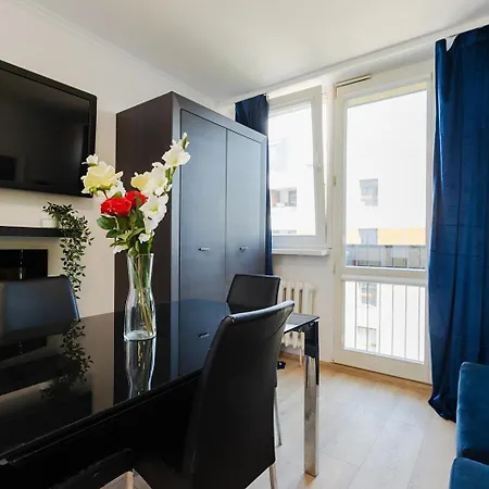 Unit By Metro Rondo Onz Short Rent Idealne Na W Warszawie 公寓 *
