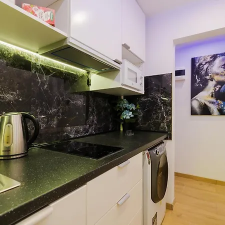 Unit By Metro Rondo Onz Short Rent Idealne Na W Warszawie