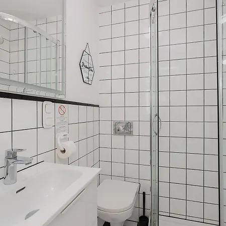 아파트 Unit By Metro Rondo Onz Short Rent Idealne Na W Warszawie