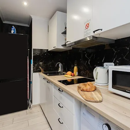 Appartement Unit By Metro Rondo Onz Short Rent Idealne Na W Warszawie *