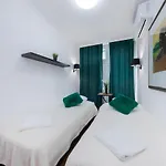 Unit By Metro Rondo Onz Short Rent Idealne Na W Warszawie *