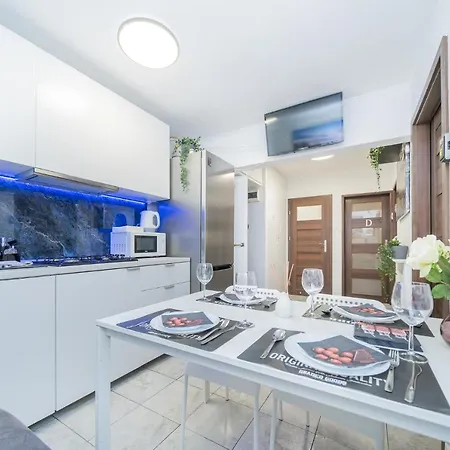 Unit By Metro Rondo Onz Short Rent Idealne Na W Warszawie 아파트 바르샤바