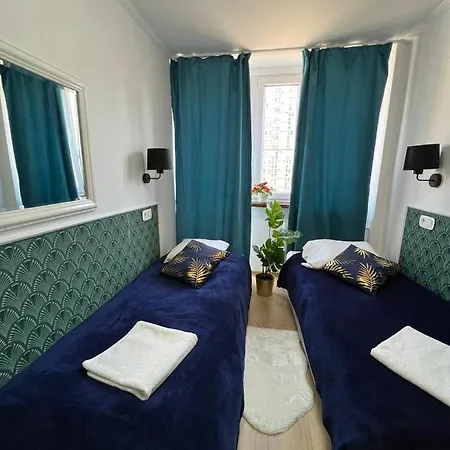 Unit By Metro Rondo Onz Short Rent Idealne Na W Warszawie Appartement Warschau