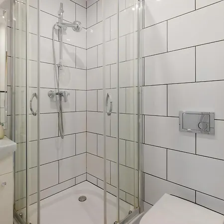 아파트 Unit By Metro Rondo Onz Short Rent Idealne Na W Warszawie