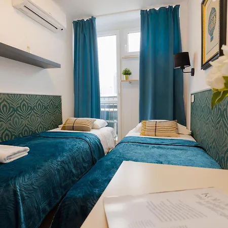 Unit By Metro Rondo Onz Short Rent Idealne Na W Warszawie Warschau