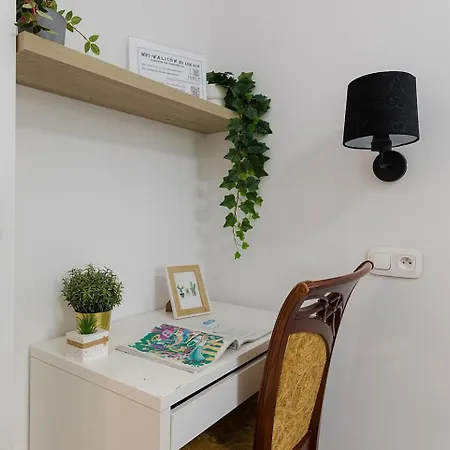 Unit By Metro Rondo Onz Short Rent Idealne Na W Warszawie Apartment *