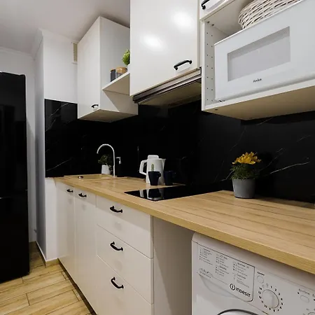 Unit By Metro Rondo Onz Short Rent Idealne Na W Warszawie Warschau