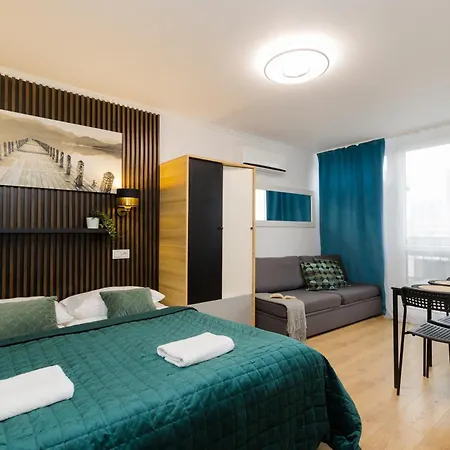 Unit By Metro Rondo Onz Short Rent Idealne Na W Warszawie * 바르샤바